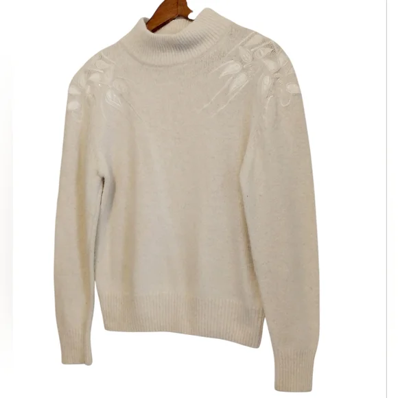 Vtg Distinction Large Silk Angora Off White Knit Lambs Wool Embroidered Sweater - Picture 3 of 14